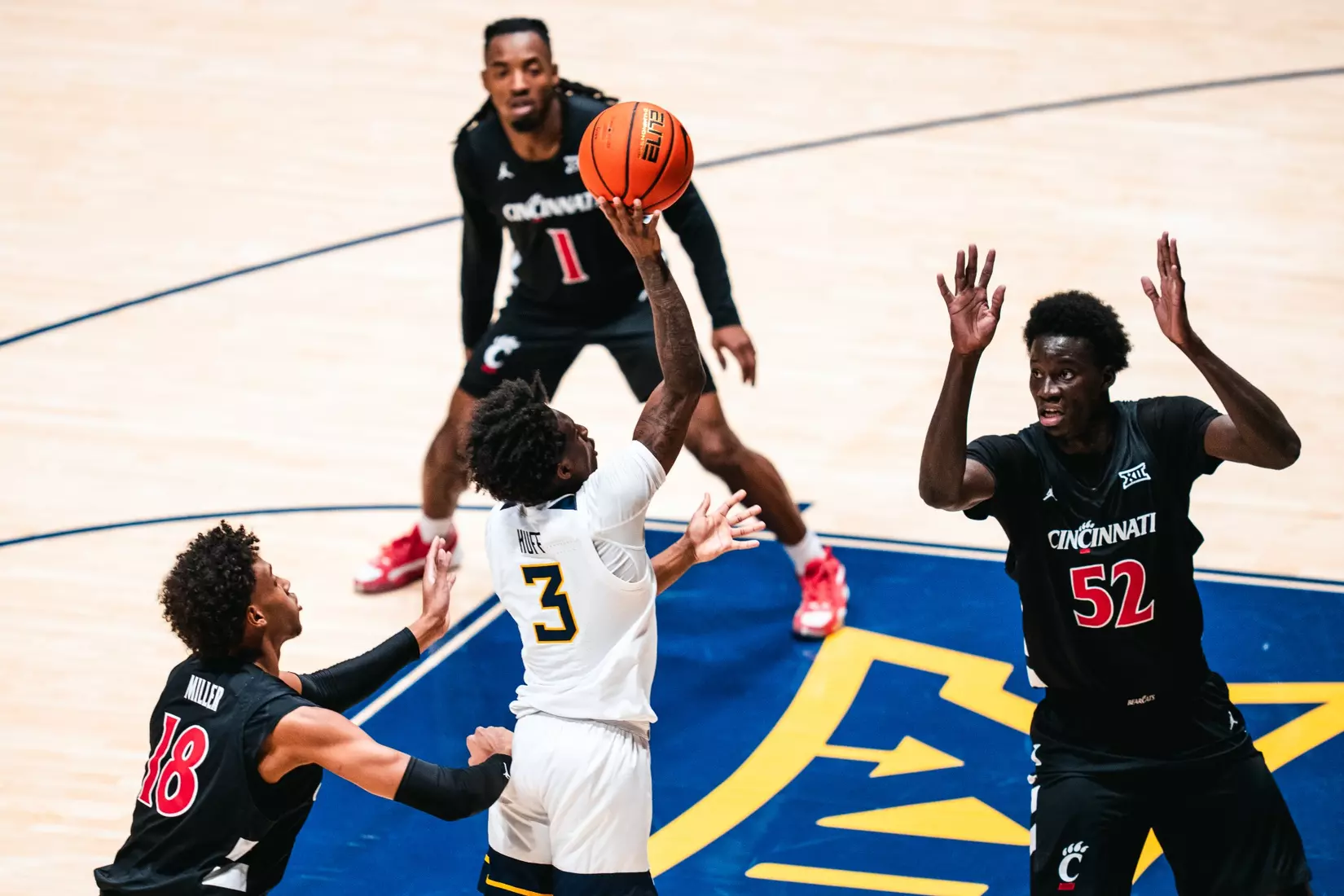 West Virginia battles Cincinnati in its Big 12 Conference home opener at Hope Coliseum on Jan. 6, 2026.