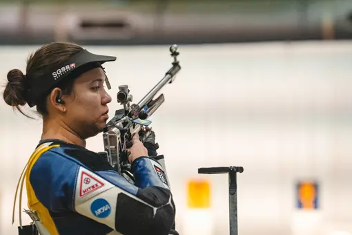 Jennifer Kocher shoots a match against Memphis