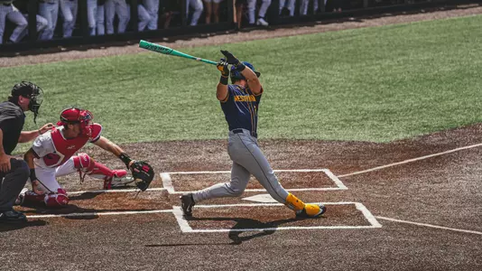 Maxwell Molessa swings and hits a go-ahead two-run single in the 13th inning against Cincinnati