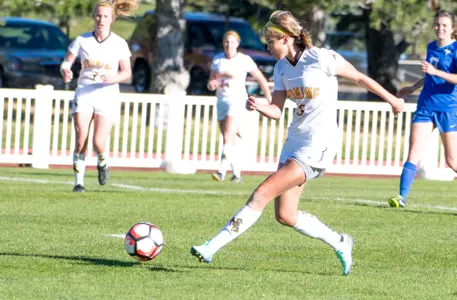 Cowgirls Complete Comeback, 4-2 Image