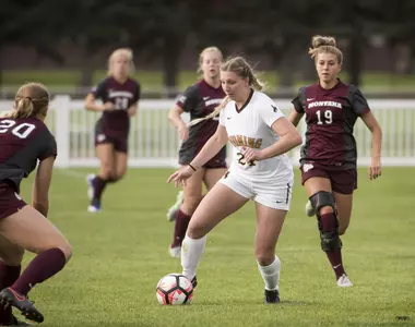 Cowgirls Blank Lobos, 3-0 Image