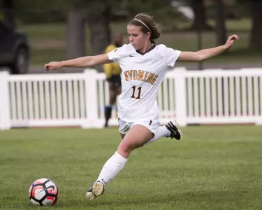 Cowgirls Fall at Utah State, 3-0 Image
