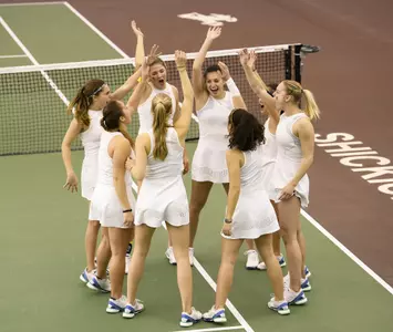 Group Huddle-Tennis