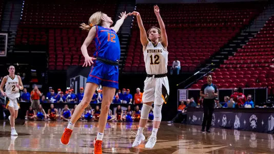 Pedersen_jumper_MWTourney
