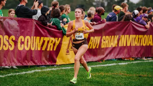 Gracie Uhre Running at the Roy Griak Invitational