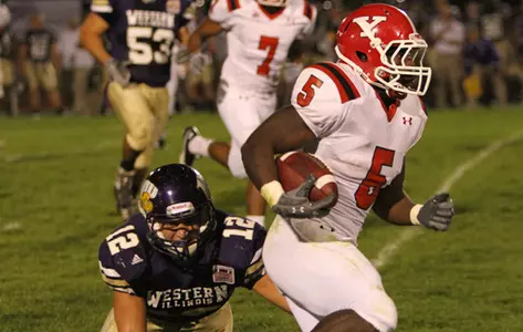 Adaris Bellamy breaks a tackle