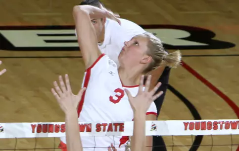 Kelsi Bitter attacks a volleyball