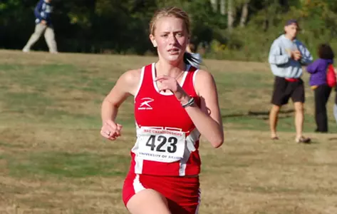 YSU Cross Country runner