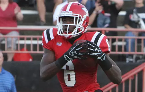 Football Rallies Then Falls to South Dakota State, 35-28 Image