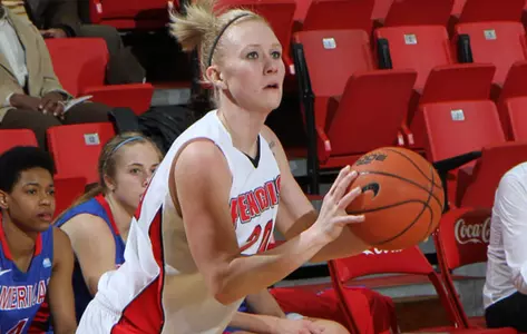 Women's Basketball Falls To American, 48-41 Image