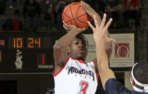 Penguins Lose 59-56 at the Buzzer to Robert Morris Image