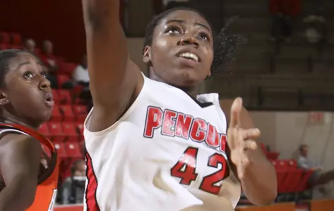 Women's Hoops Closes 2011 on High Note With 70-48 Win Over Cleveland State Image