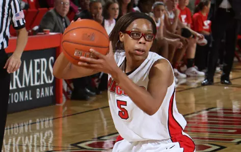 Bowling Green Pulls Away Late for 73-61 Win Over YSU Image