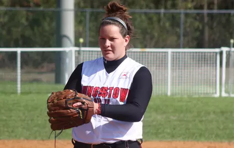 Hana Somogyi prepares to pitch