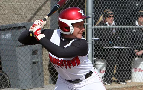 Softball Drops Doubleheader to Valparaiso Image