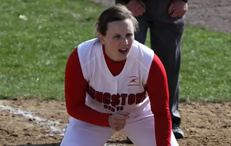 Kim Klonowski plays defense in the field