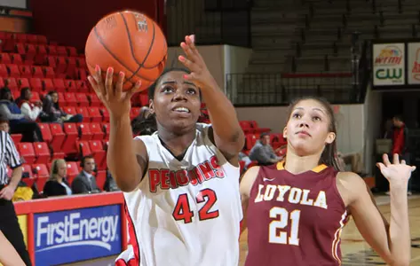 Late Push Not Enough in Tough 82-77 Loss to Loyola Image