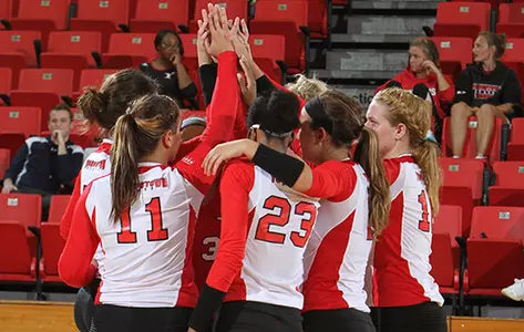Penguins Face Valparaiso to Start Horizon League Tournament Image