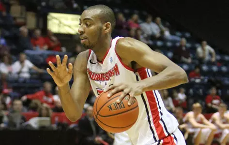 Penguins Take Talents Downtown in 71-44 Victory over Hiram Image