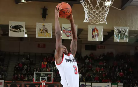 Complete Effort Propels Penguins Past League-Leader Valpo Image