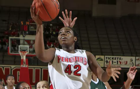 Women's Hoops Ends Regular Season With Eyes on Home Tournament Game Image