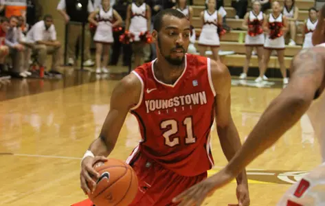 Damian Eargle Scores 25 As Penguins Fall to Detroit 93-76 Image