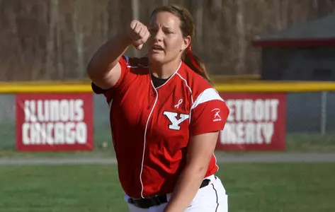 Pitching, Big Innings Leads Softball to Doubleheader Sweep at Detroit Image