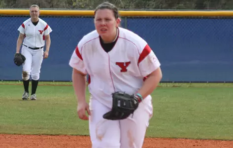 Softball Visits Toledo, Hosts UIC; St. Bonaventure DH Cancelled This Week Image