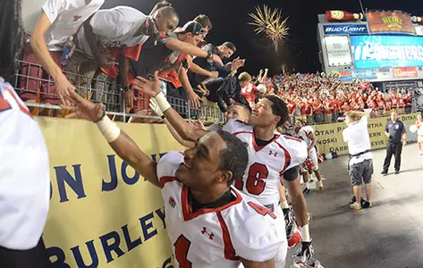 Football Upsets Pittsburgh, 31-17; YSU's First Win Over BCS Foe Image