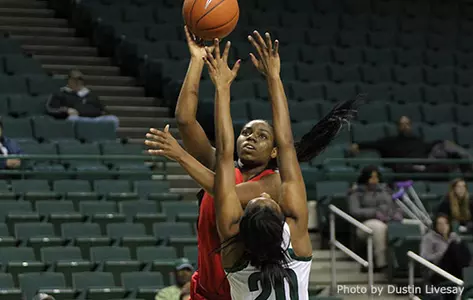 Brown, Schlegel Pace Penguins in 72-63 Win at Cleveland State Image