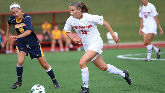 Women's Soccer Knocks Off Green Bay, 2-1 Image