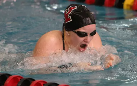 Samantha Roberts Named HL Swimmer of the Week Image