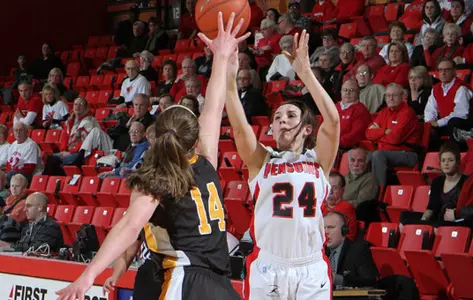YSU Wins Third Game in Five Days Beating Valpo, 72-50 Image