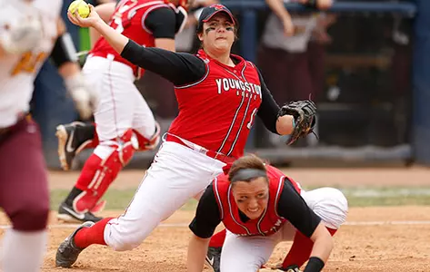 Softball Takes on Wright State in Winner's Bracket Final at HL Championship Image