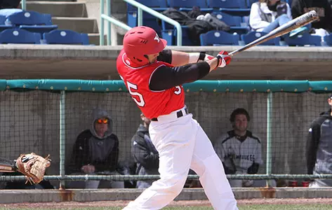 Valparaiso Hangs On to Beat YSU 7-4 Image