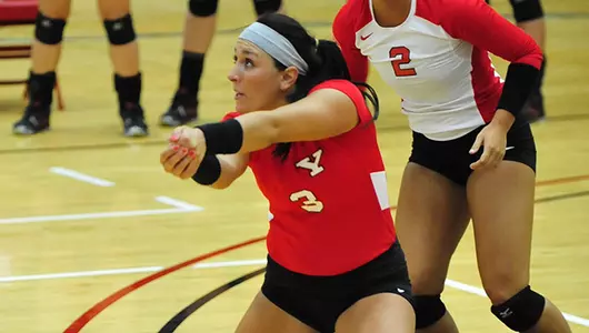 Penguins Beat Saint Francis U in Four Sets at YSU Invitational Image