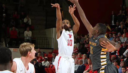Keene, Stewart Go For Career Highs in 75-63 Loss at Central Michigan Image