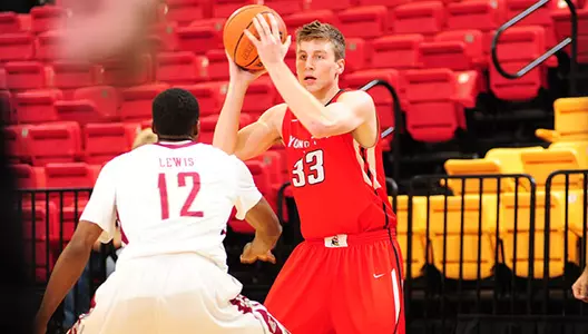 Weber Scores Career High in Men's Basketball Loss to Wright State, 77-67 Image
