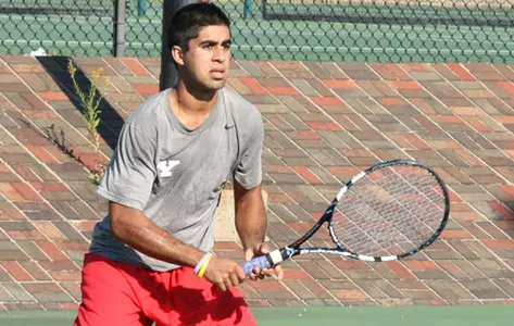 Mistreanu, Ismail Earn Wins in Loss at Duquesne Image