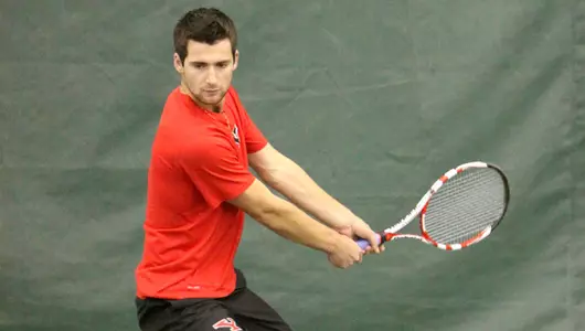 Guin Win Three Singles Matches in Finale at UIC Image