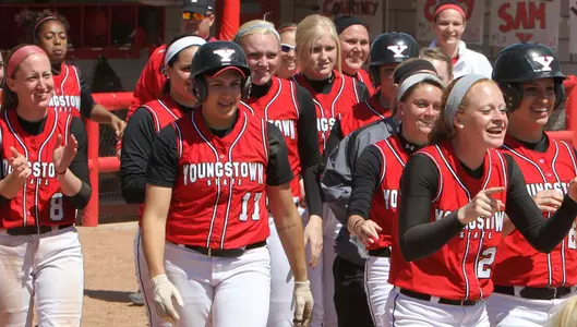 Softball Hosts Dayton In Non-League Doubleheader Image