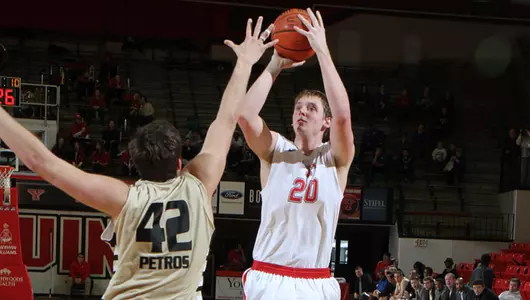 Bobby Hain Ties Career High In Defeat to Oakland Image