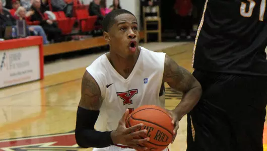 Shawn Amiker Nets 23, Bobby Hain Scores 1,000th Point in Loss to Milwaukee Image