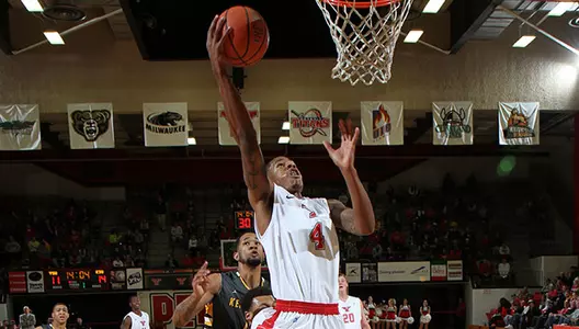 Amiker Posts Double-Double in 73-60 Loss at Cleveland State Image