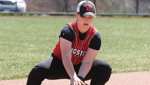 Softball Drops Pair at Charleston Southern, 5-2, 6-5 Image