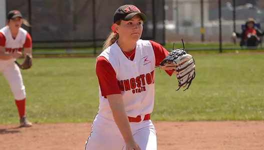 Softball Drops Pitchers' Duel to Cleveland State, 2-1 Image