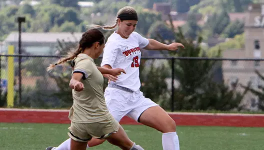 Women's Soccer Drops 1-0 Decision Robert Morris Image