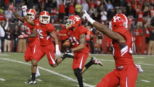 Dominant Defense, Townsend's Late Punt Return Lead to 13-10 Win Over Indiana State Image
