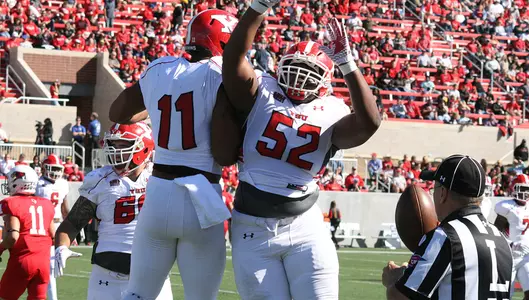 Stellar Defense, Fourth-Quarter Scoring Leads Football to 20-6 Win at Illinois State Image