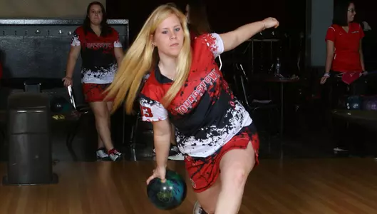 Mendez Places 17th Individually in Day Two at Track KAT Klash Image